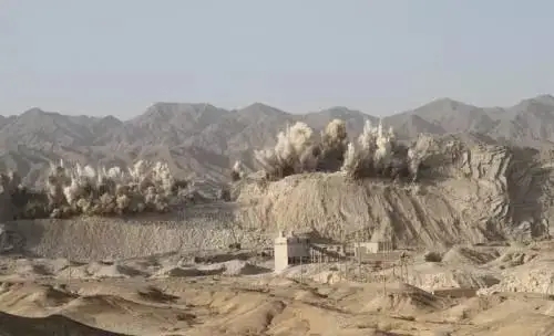 現(xiàn)在開(kāi)采礦山都在用什么設(shè)備？